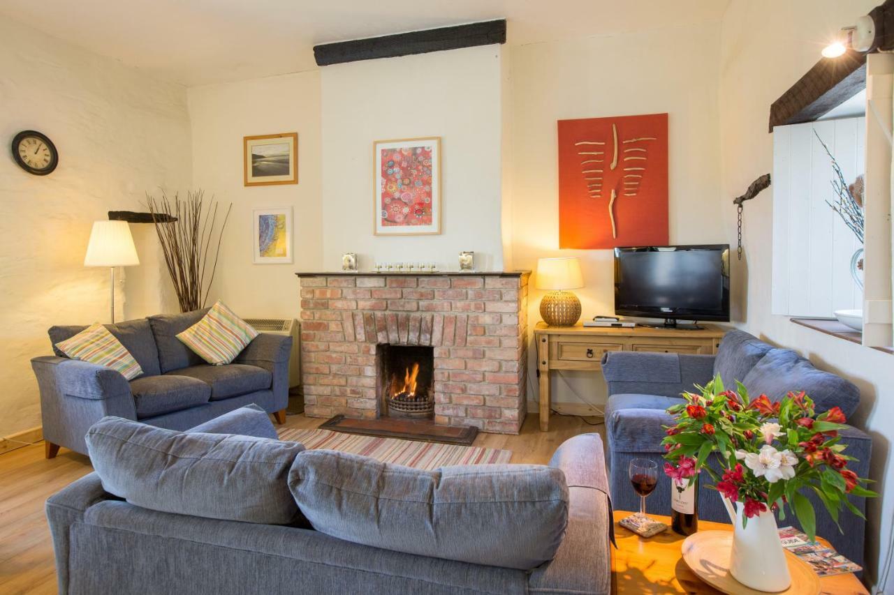 Cwm Connell Coastal Cottages Moylgrove 외부 사진