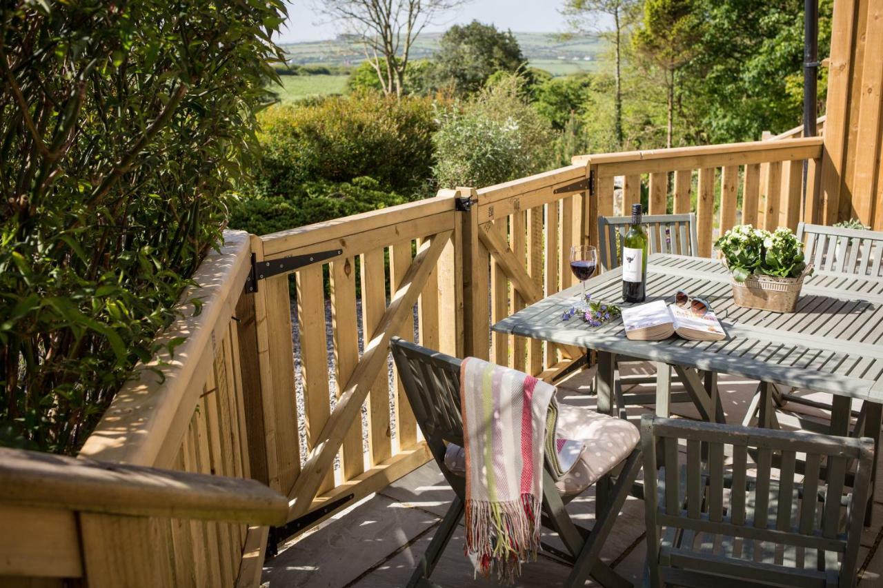 Cwm Connell Coastal Cottages Moylgrove 외부 사진