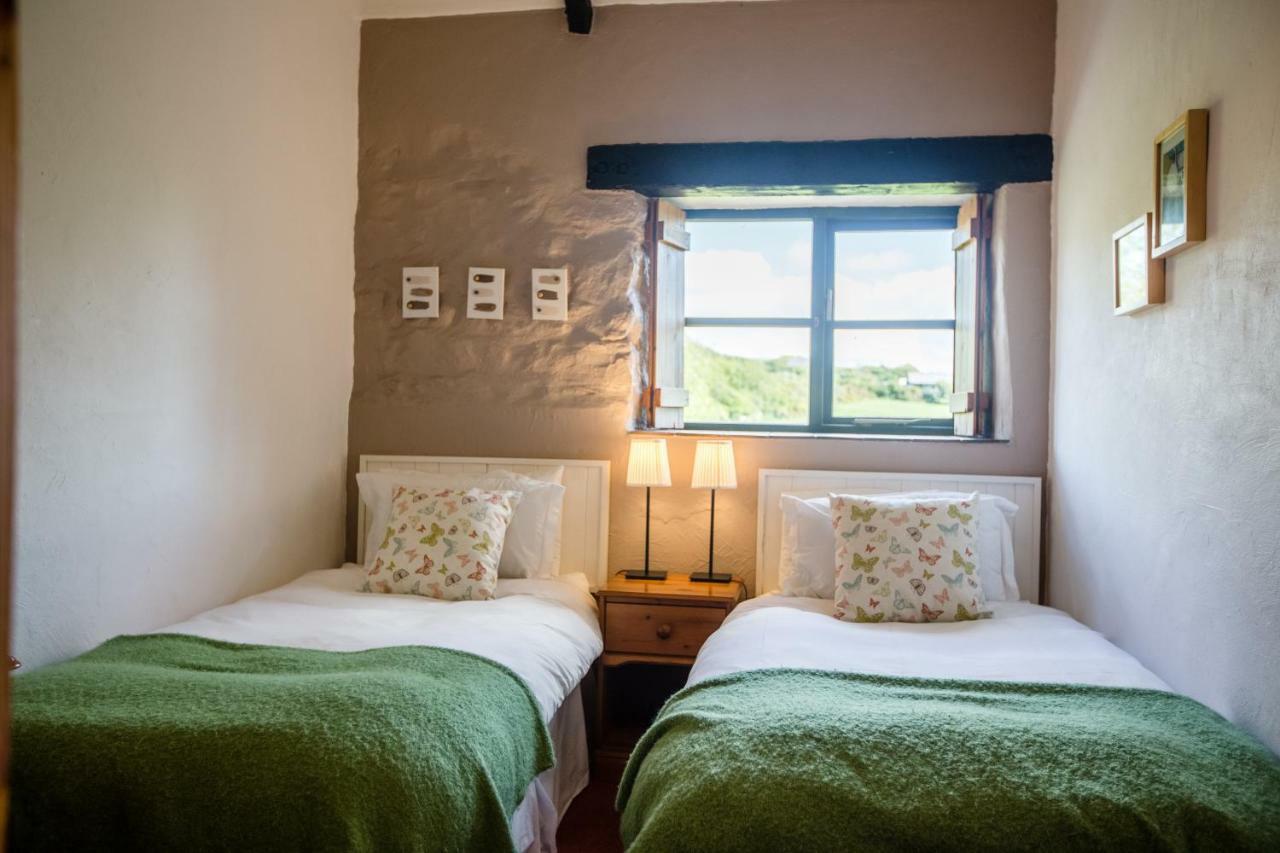 Cwm Connell Coastal Cottages Moylgrove 외부 사진