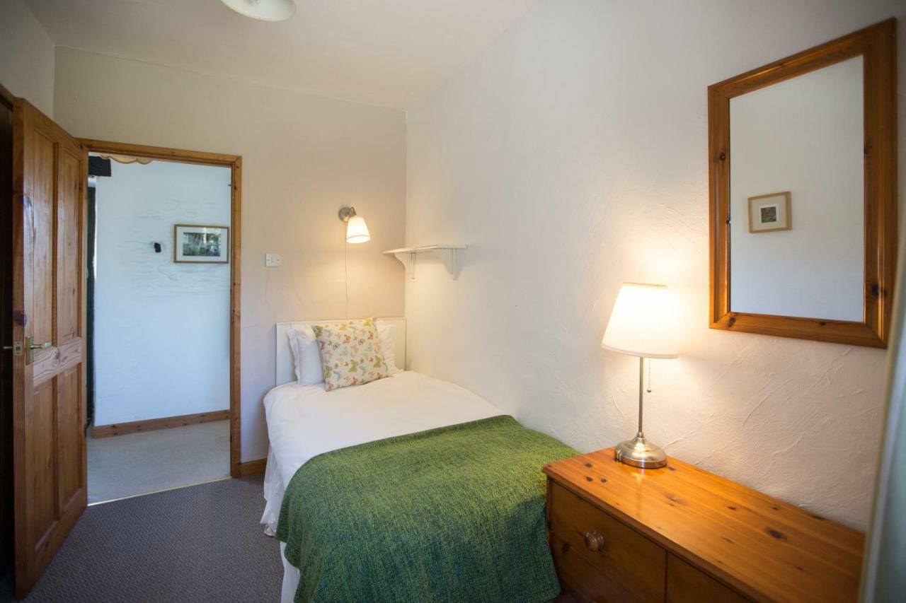 Cwm Connell Coastal Cottages Moylgrove 외부 사진