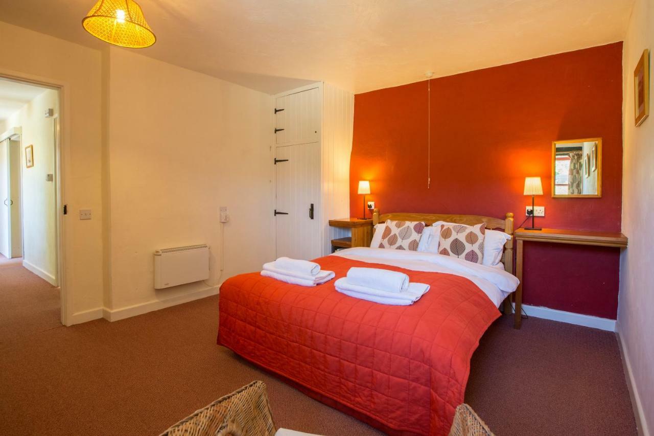 Cwm Connell Coastal Cottages Moylgrove 외부 사진