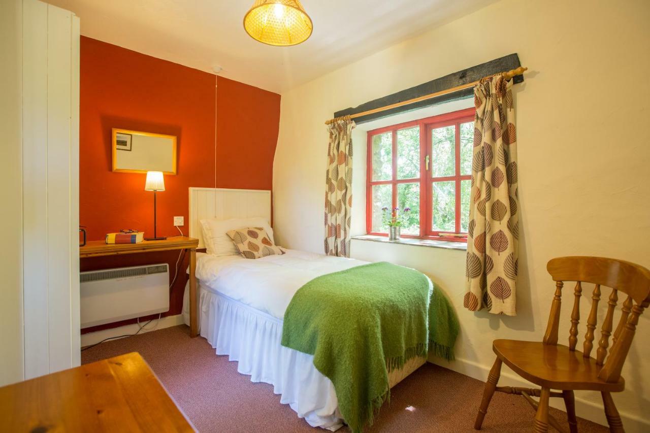 Cwm Connell Coastal Cottages Moylgrove 외부 사진