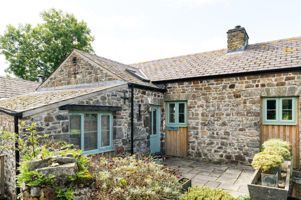 Cwm Connell Coastal Cottages Moylgrove 외부 사진